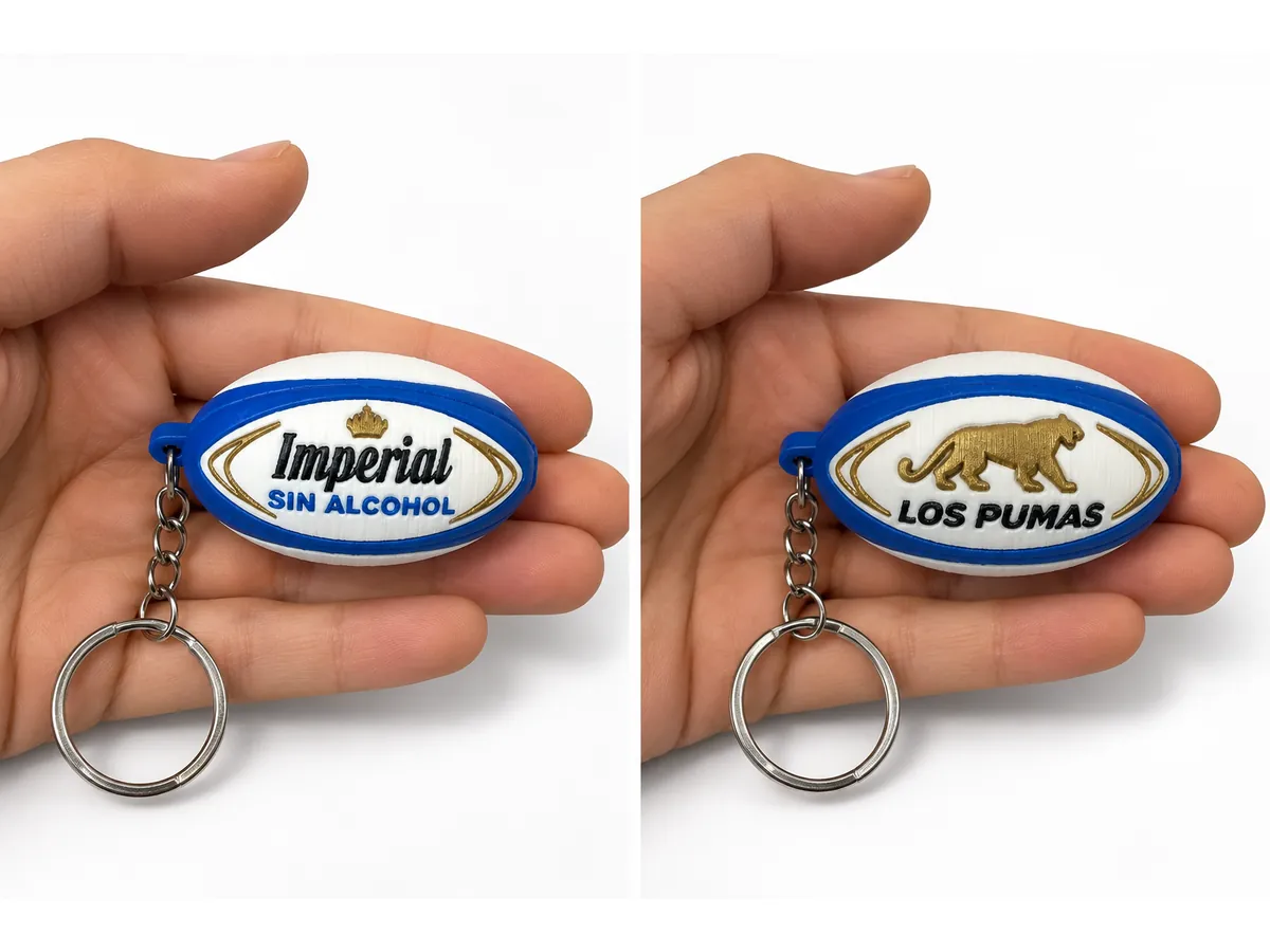 Llaveros miniatura con forma de pelota de rugby, fabricados por Indigo 3Design